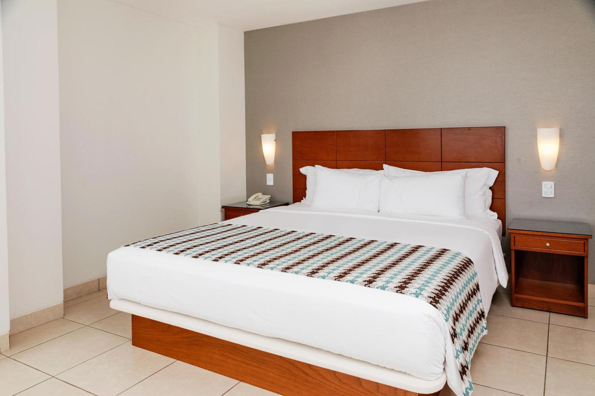 Wyndham Costa Del Sol Pucallpa Exteriér fotografie