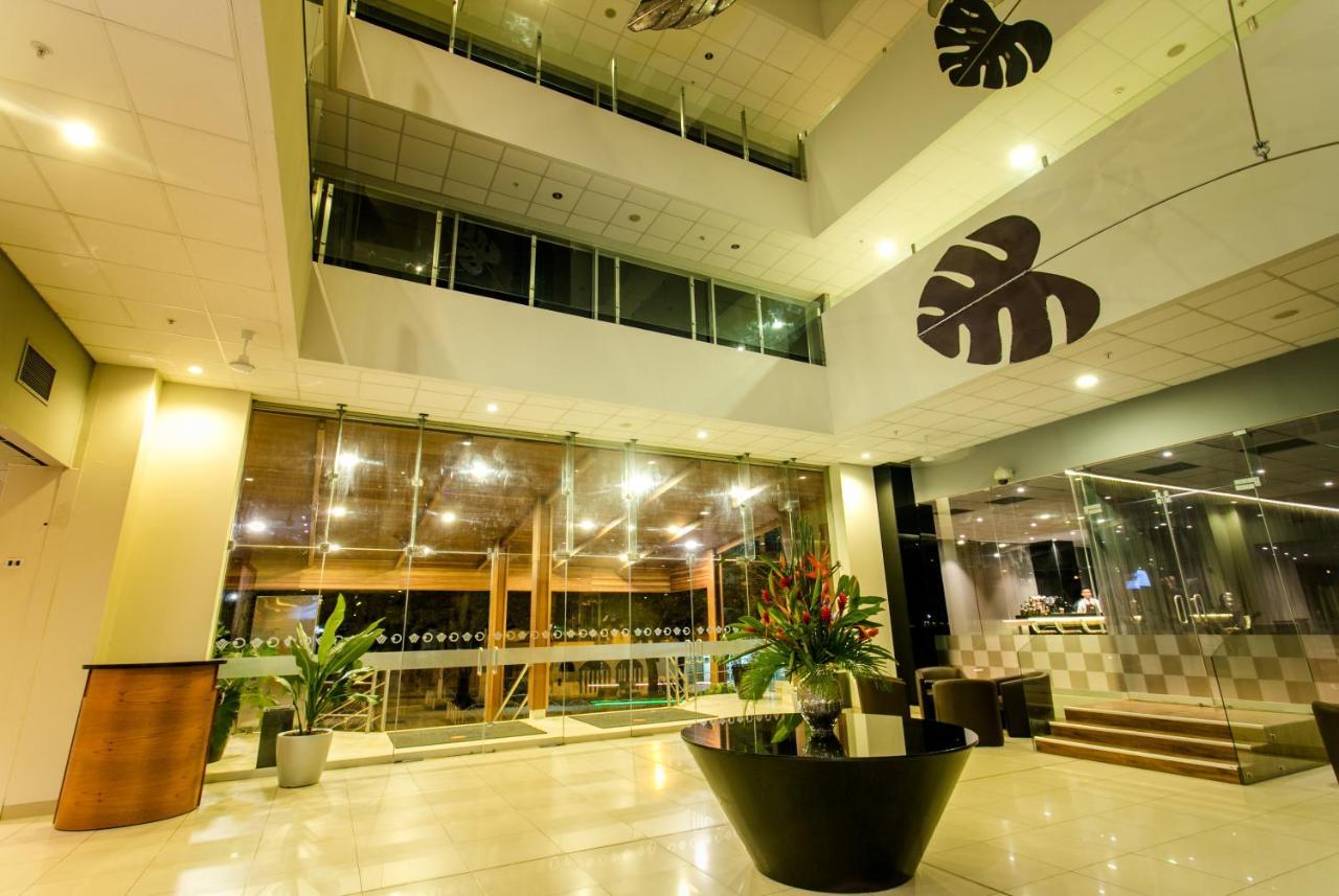 Wyndham Costa Del Sol Pucallpa Exteriér fotografie Lobby
