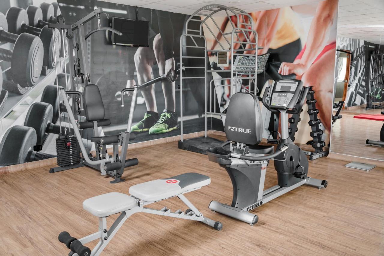 Wyndham Costa Del Sol Pucallpa Exteriér fotografie A typical gym