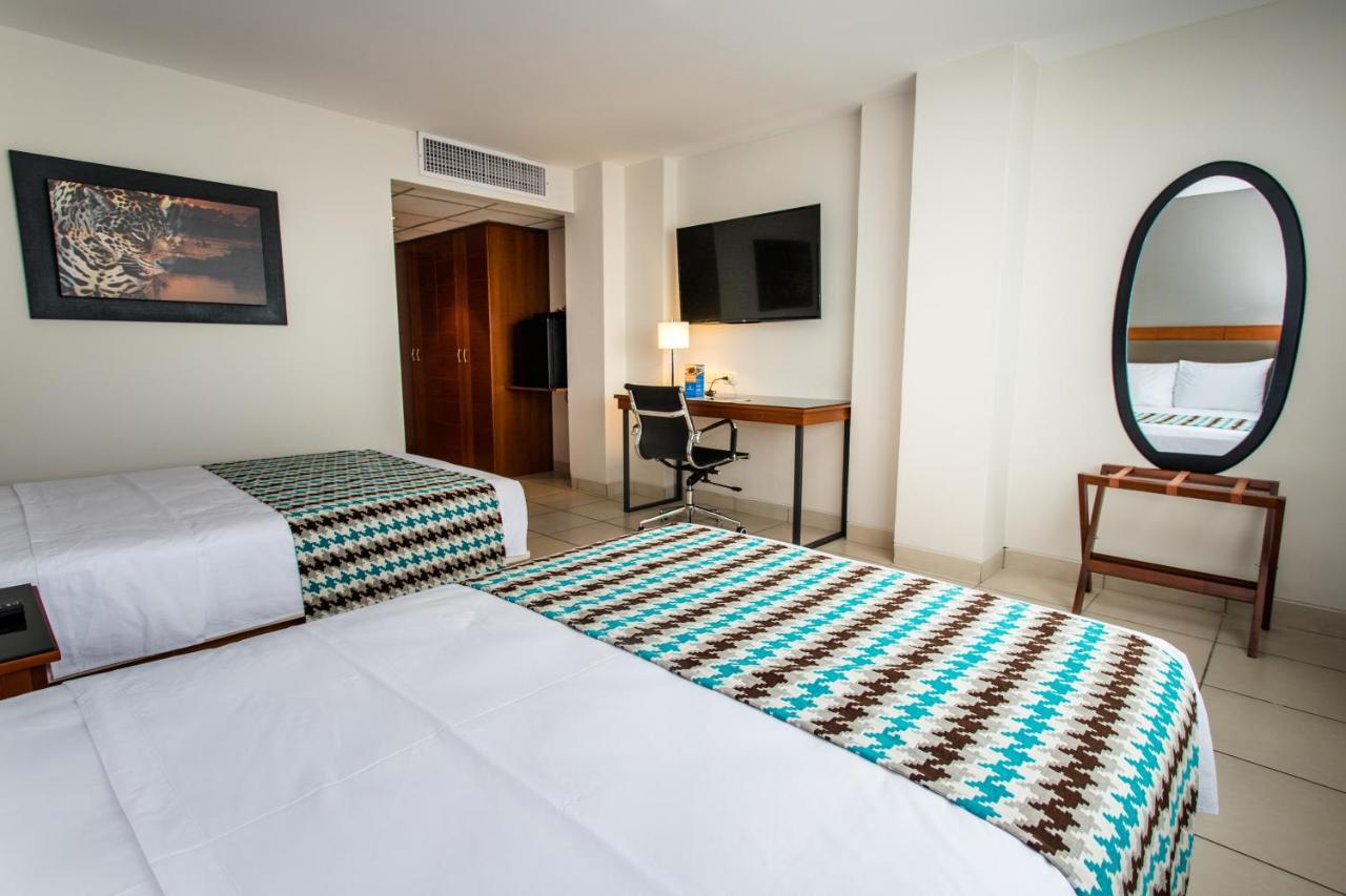 Wyndham Costa Del Sol Pucallpa Exteriér fotografie